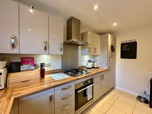 Photo 5- click for photo gallery